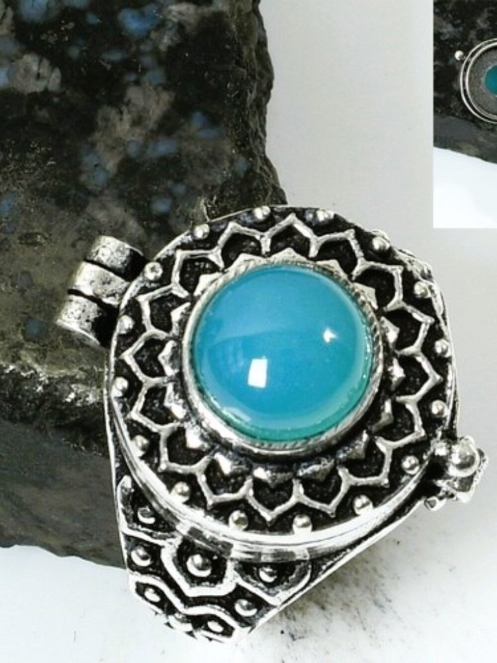 Poison Box Chalcedony Gemstone Sterling Silver Ring Size 8